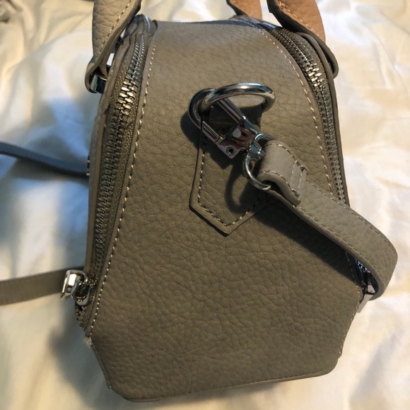 Steve Madden Purse - Picture 2 of 2